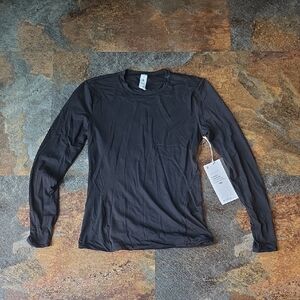Lululemon Nulu Crewneck Long Sleeve M